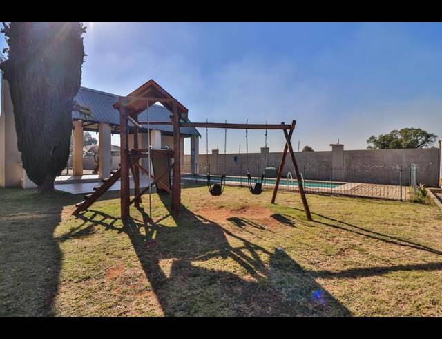 2 BEDROOM APARTMENT FOR SALE IN EVELEIGH